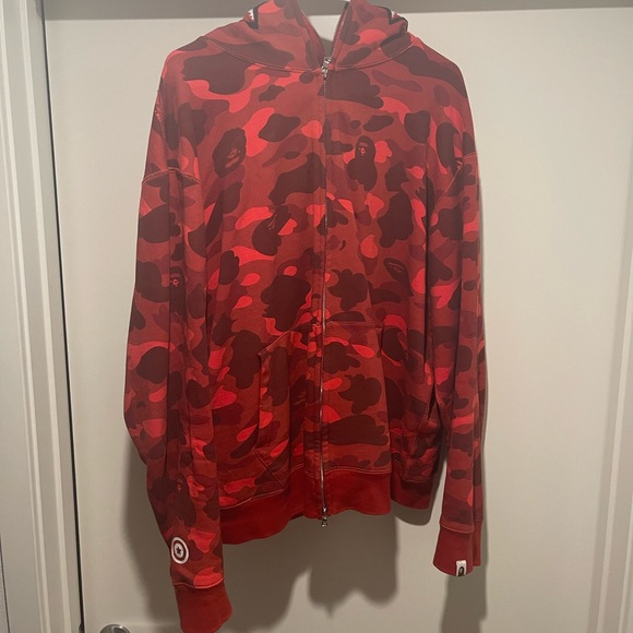 Bape red shark hoodie - Picture 1 of 6